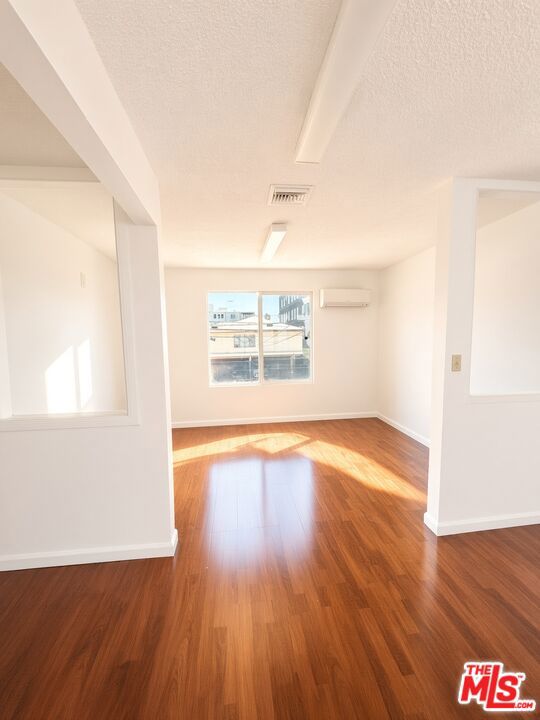 355 N N Fairfax Avenue Property Photo 58