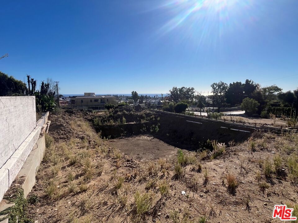 14915 Bestor Boulevard Property Photo 1