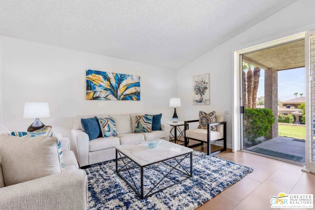 48872 Quercus Lane Property Photo 2