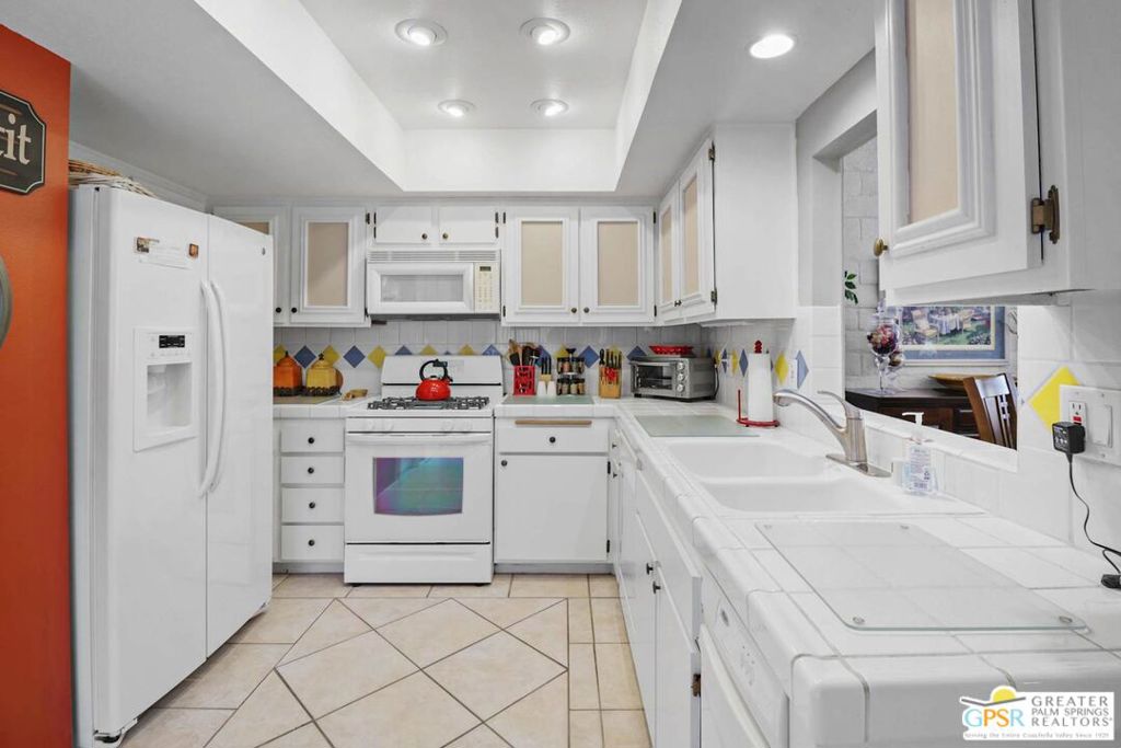 68859 Paseo Real Property Photo 4
