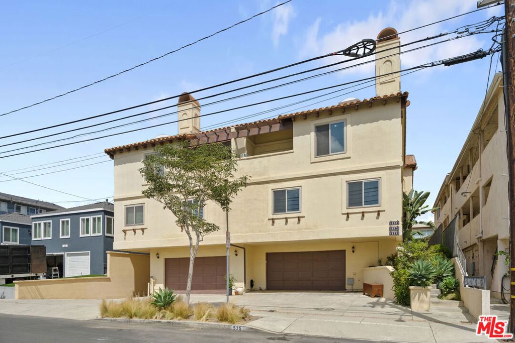 535 E Walnut Avenue B Property Photo 33