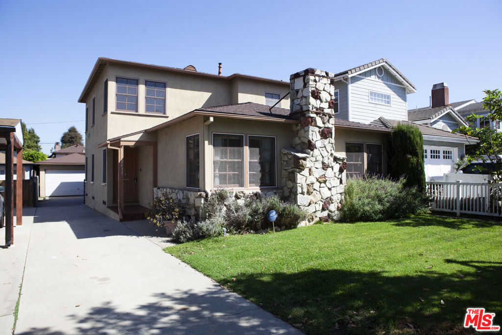 2615 33rd Street Property Photo 1