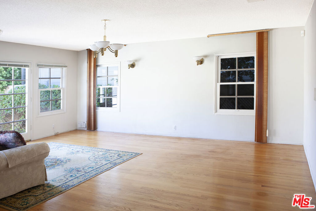 2615 33rd Street Property Photo 14