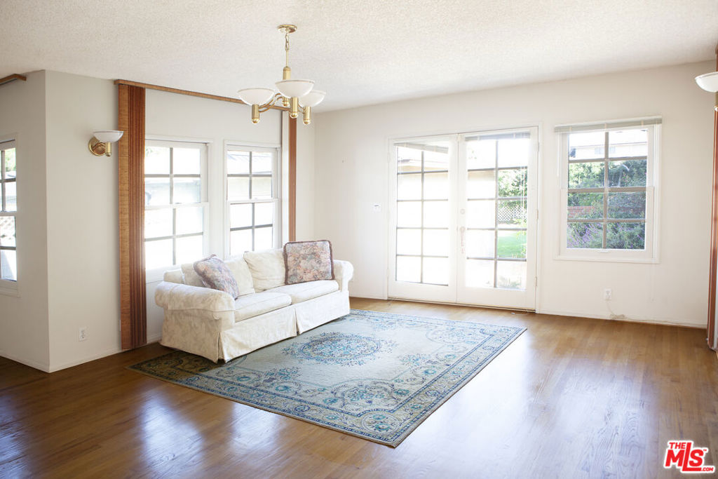 2615 33rd Street Property Photo 15