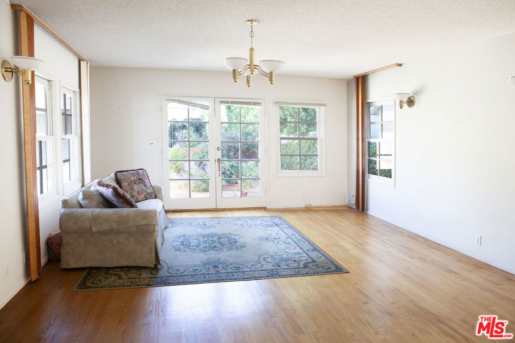 2615 33rd Street Property Photo 16