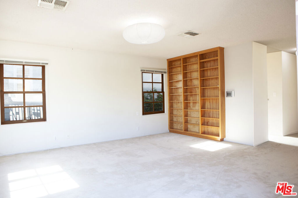 2615 33rd Street Property Photo 38