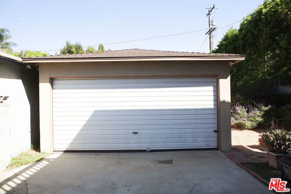 2615 33rd Street Property Photo 45
