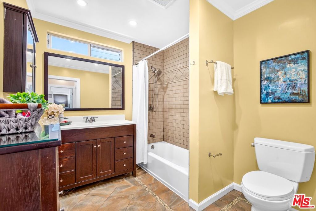 1205 Marine Street Property Photo 39