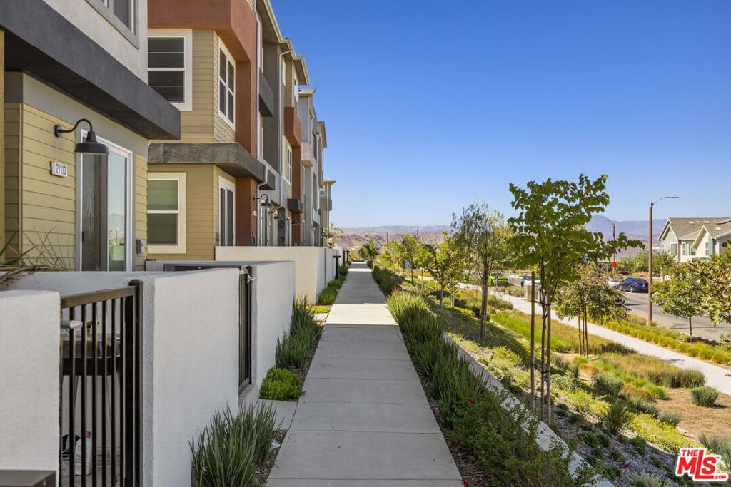 27109 Valley Oak Place Property Photo 12