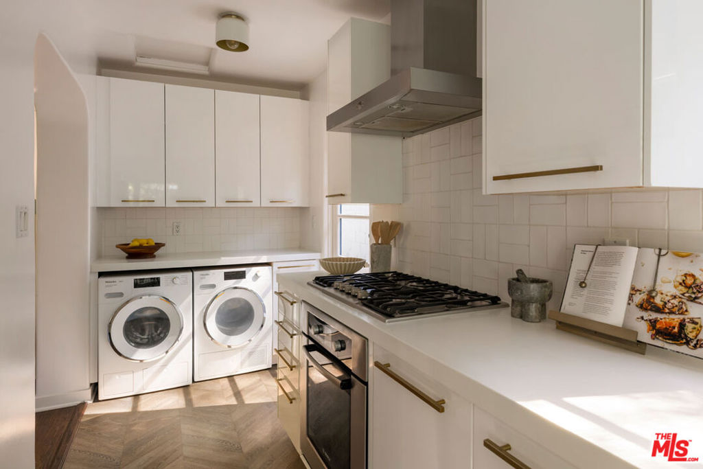 11704 Sunshine Terrace Property Photo 14