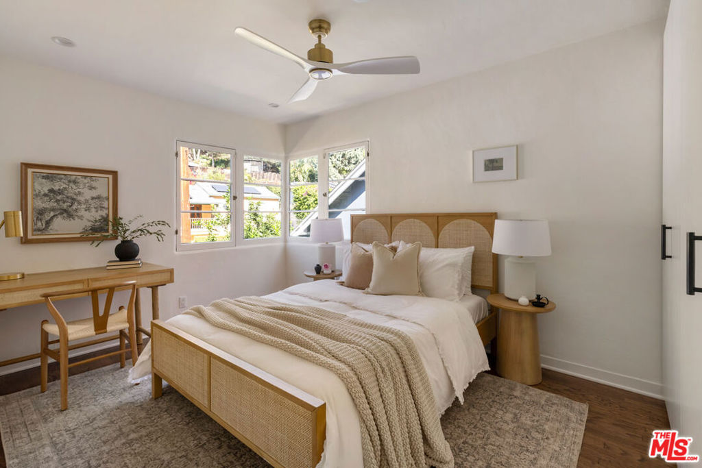 11704 Sunshine Terrace Property Photo 15
