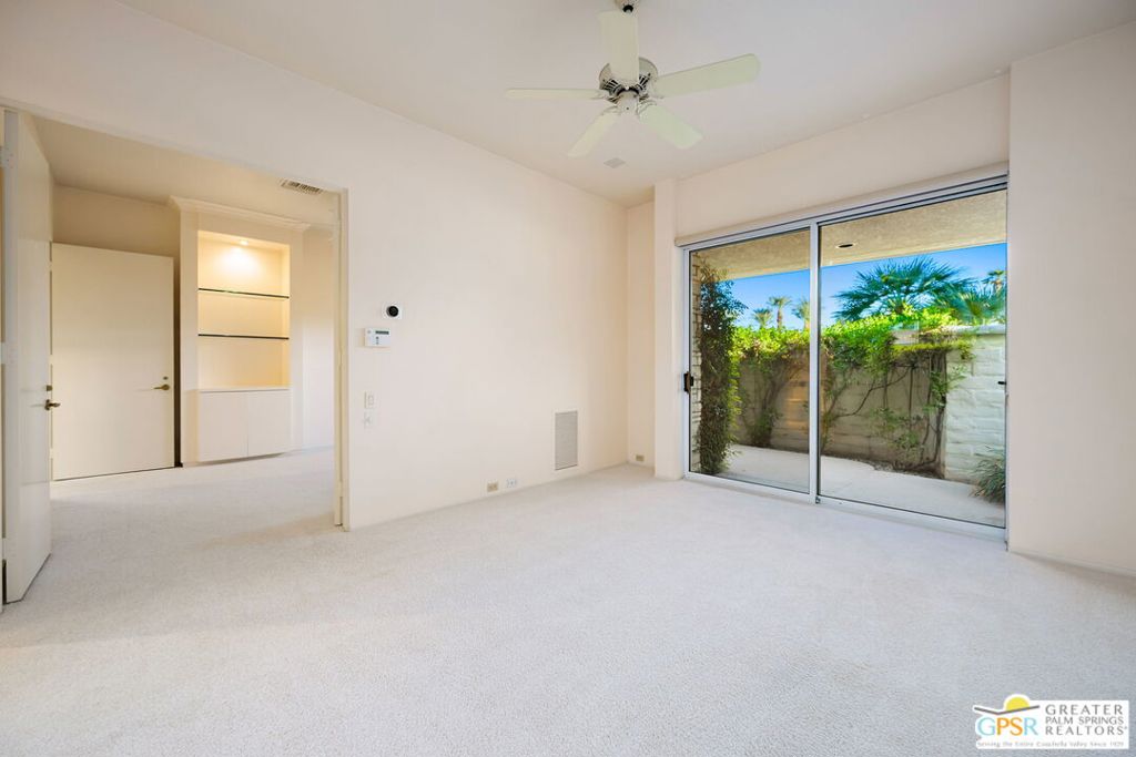 14 Churchill Lane Property Photo 24