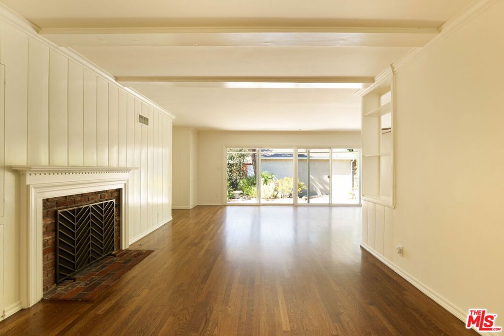 5863 Alcove Avenue Property Photo 2