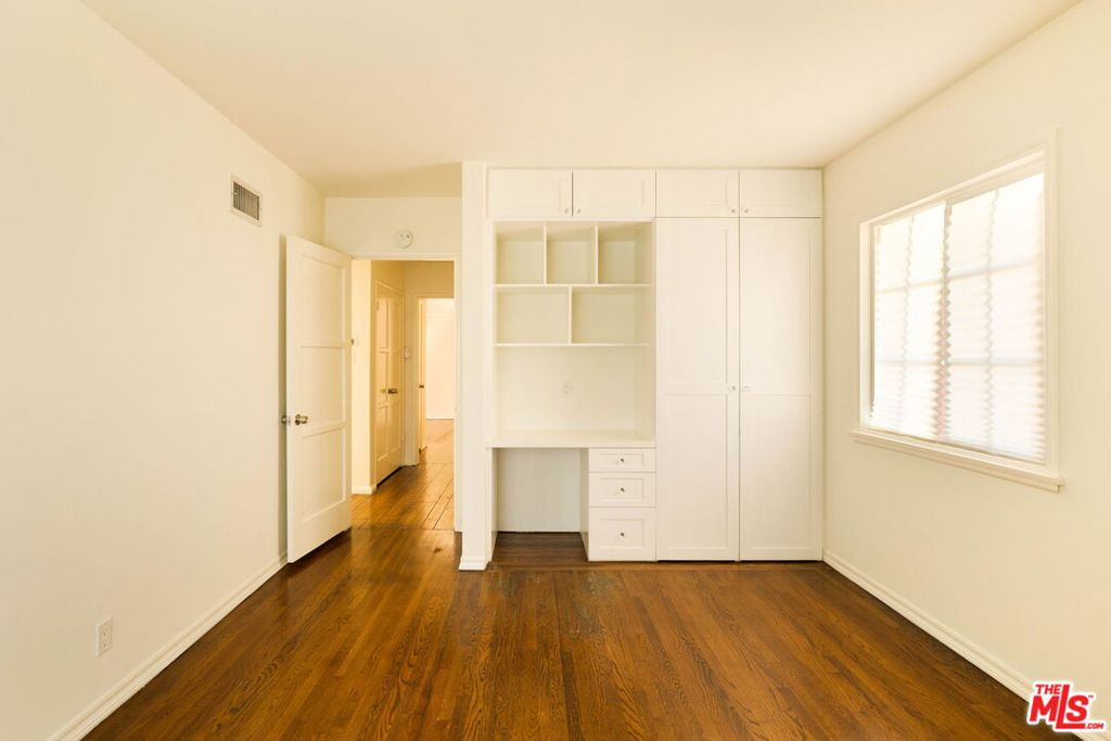 5863 Alcove Avenue Property Photo 17