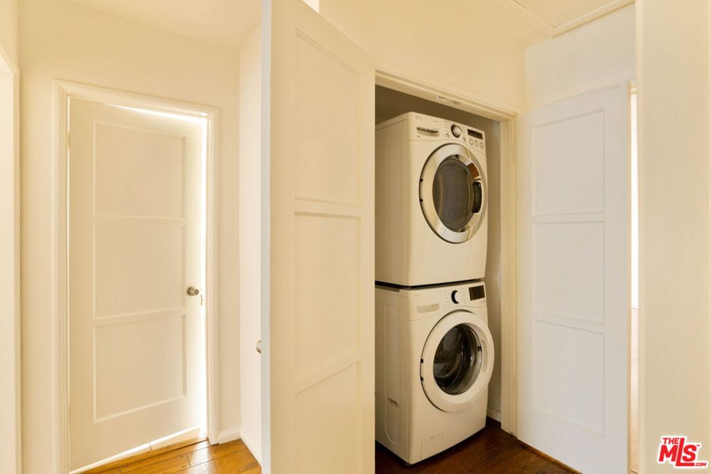 5863 Alcove Avenue Property Photo 19