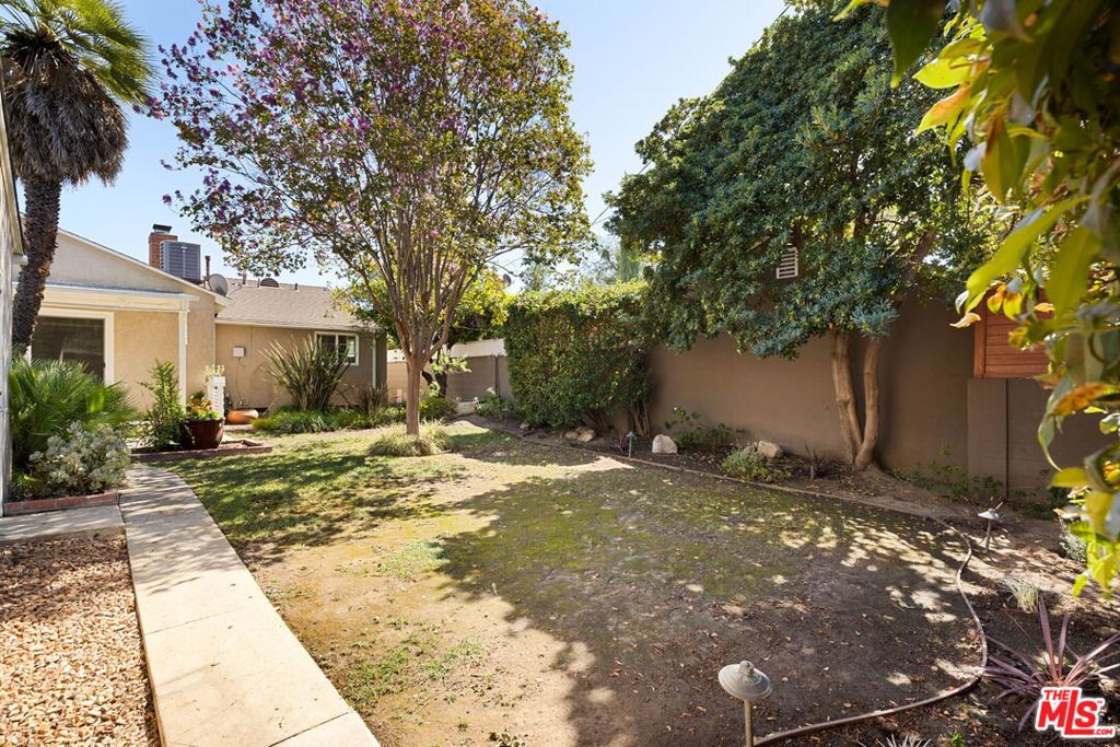 5863 Alcove Avenue Property Photo 22