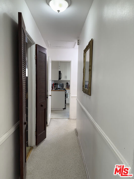 3810 S Dunsmuir Avenue Property Photo 15