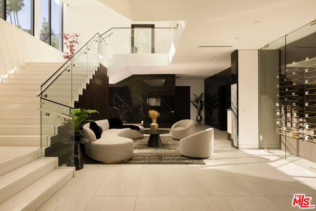 677 Nimes Road Property Photo 12