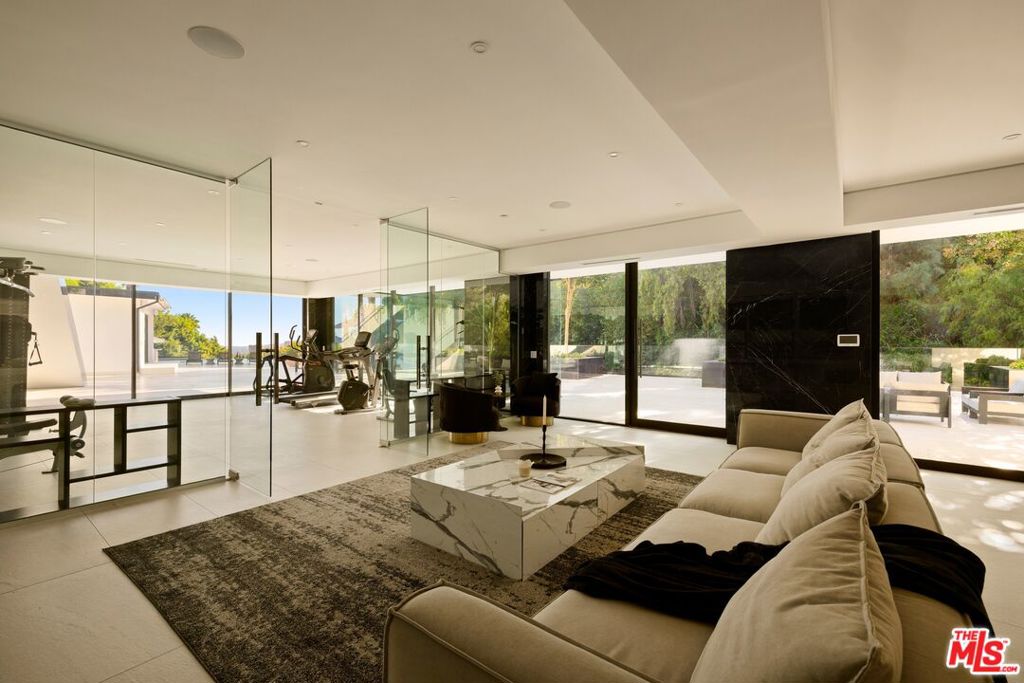 677 Nimes Road Property Photo 18
