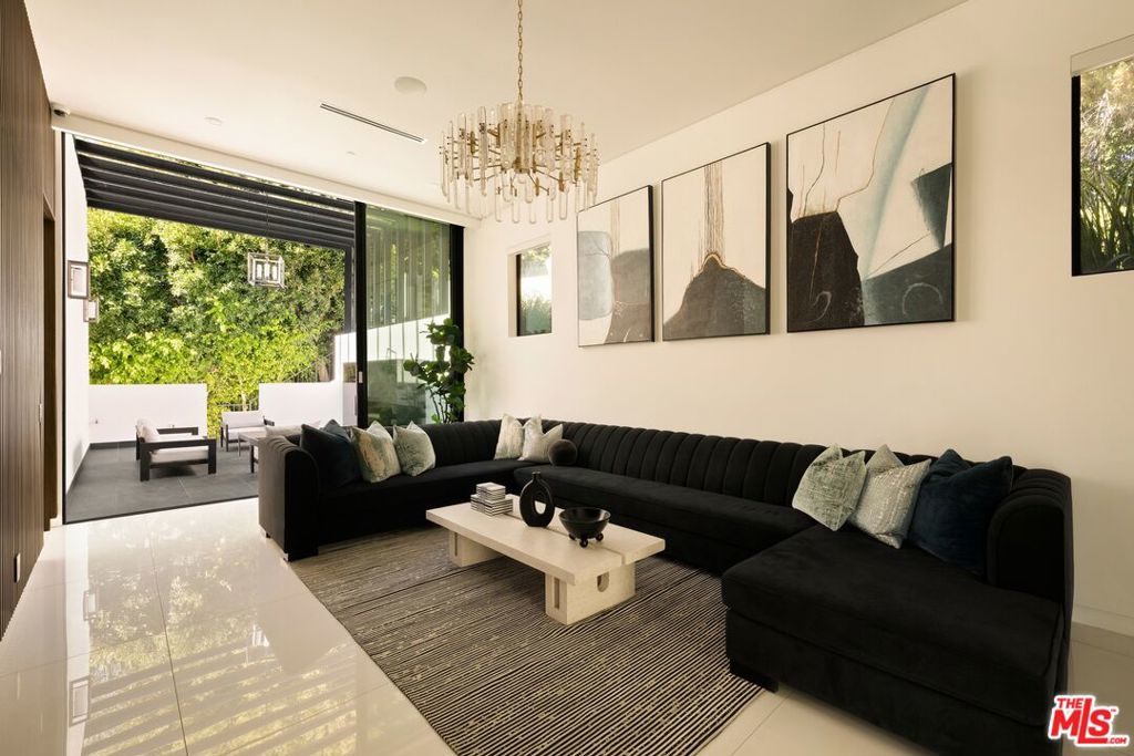 677 Nimes Road Property Photo 30