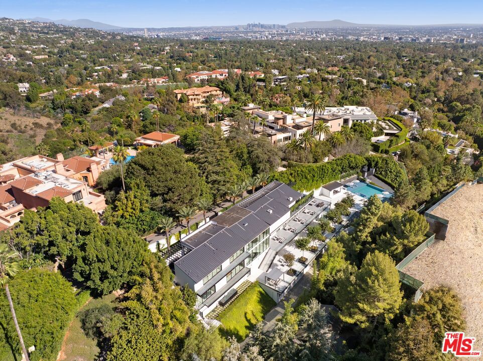 677 Nimes Road Property Photo 36