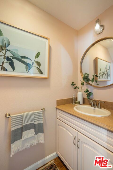 945 21st Street 4 Property Photo 21