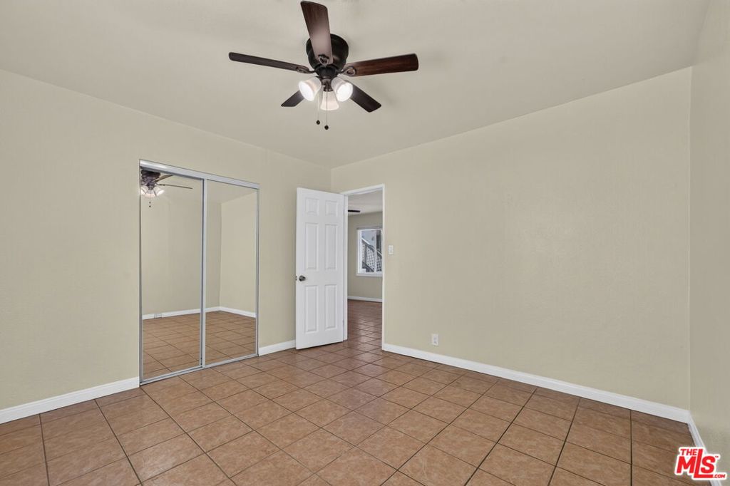 2901 Manhattan Avenue Property Photo 10