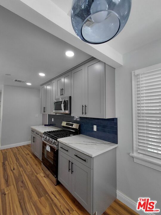 1851 S Cloverdale Avenue Property Photo 15
