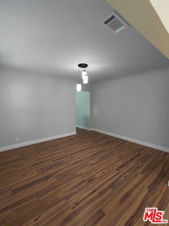 1851 S Cloverdale Avenue Property Photo 17