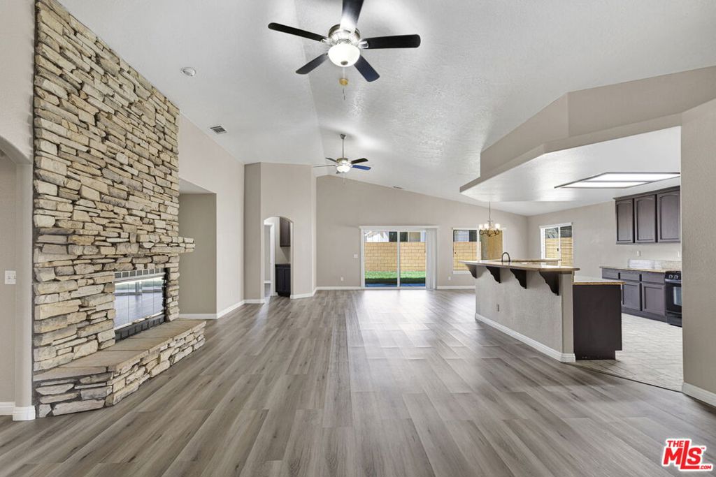 13520 Driftwood Drive Property Photo 6