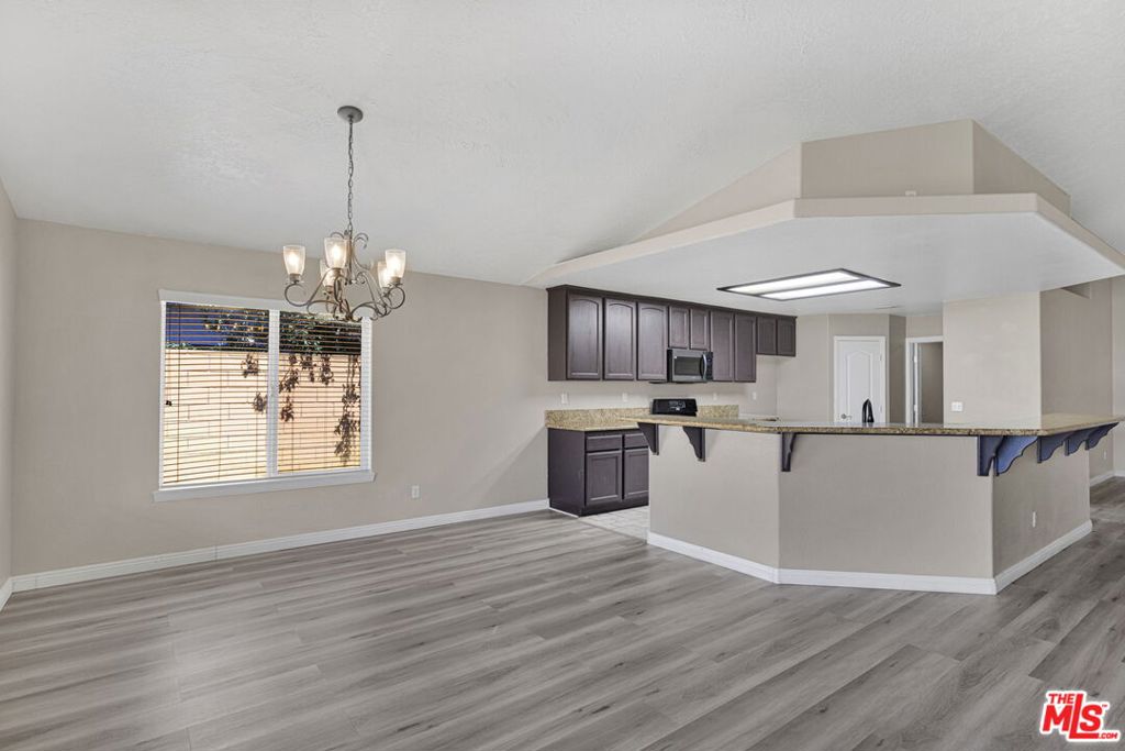 13520 Driftwood Drive Property Photo 10