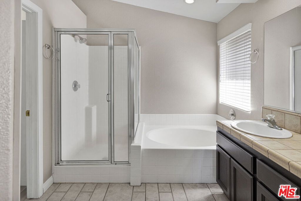 13520 Driftwood Drive Property Photo 13