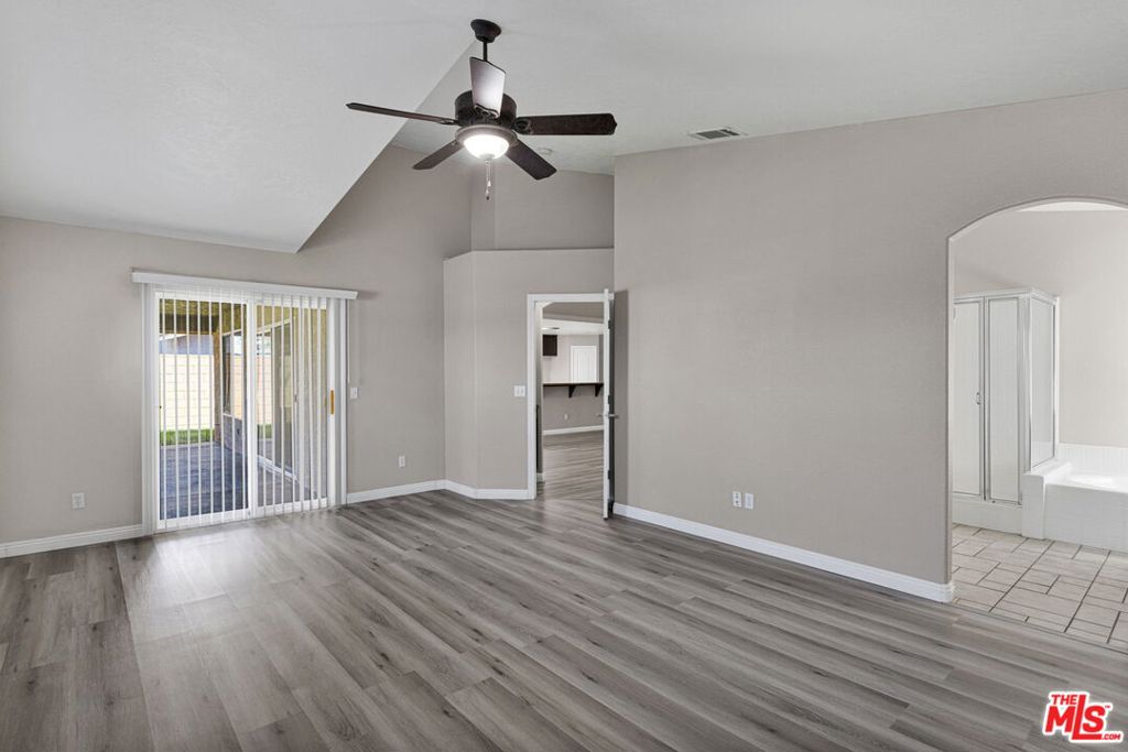 13520 Driftwood Drive Property Photo 18
