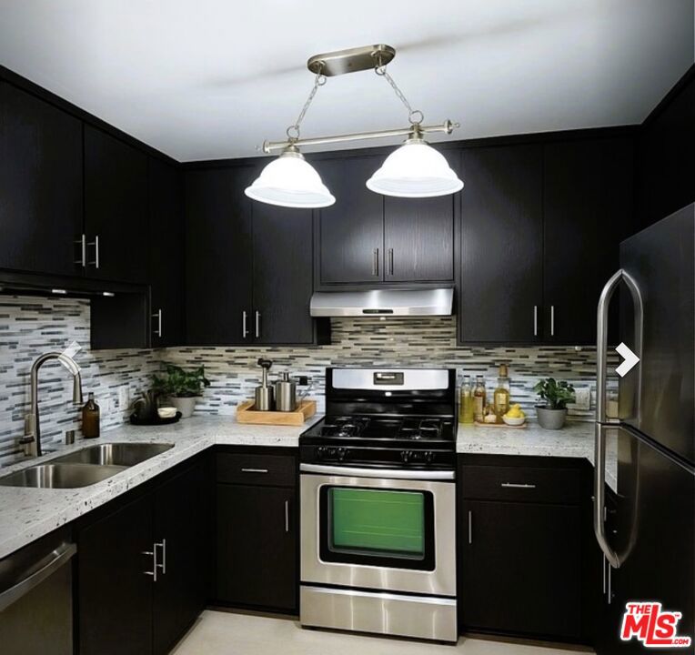 12157 Moorpark Street 204 Property Photo 1