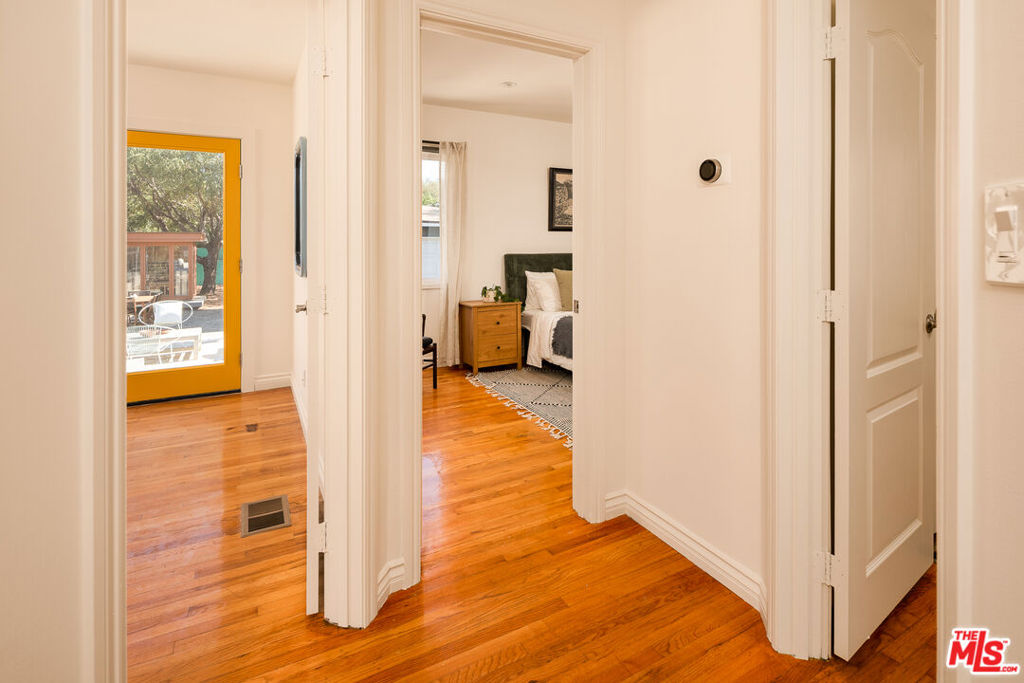 2646 Rich Street Property Photo 10