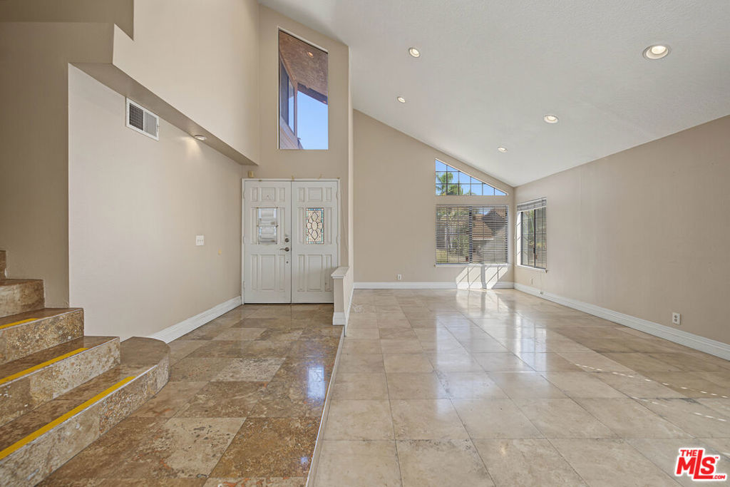 1903 Wilson Avenue Property Photo 2