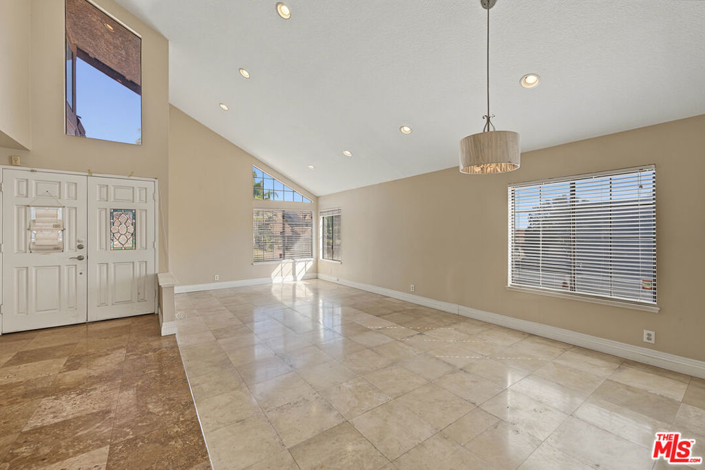 1903 Wilson Avenue Property Photo 3