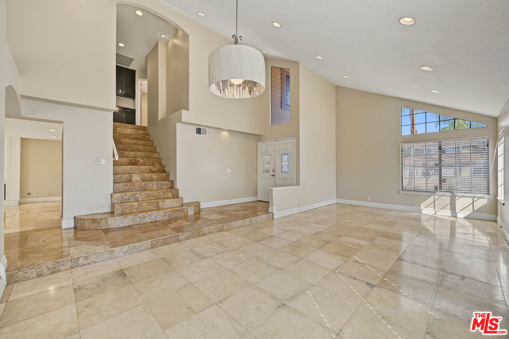 1903 Wilson Avenue Property Photo 4