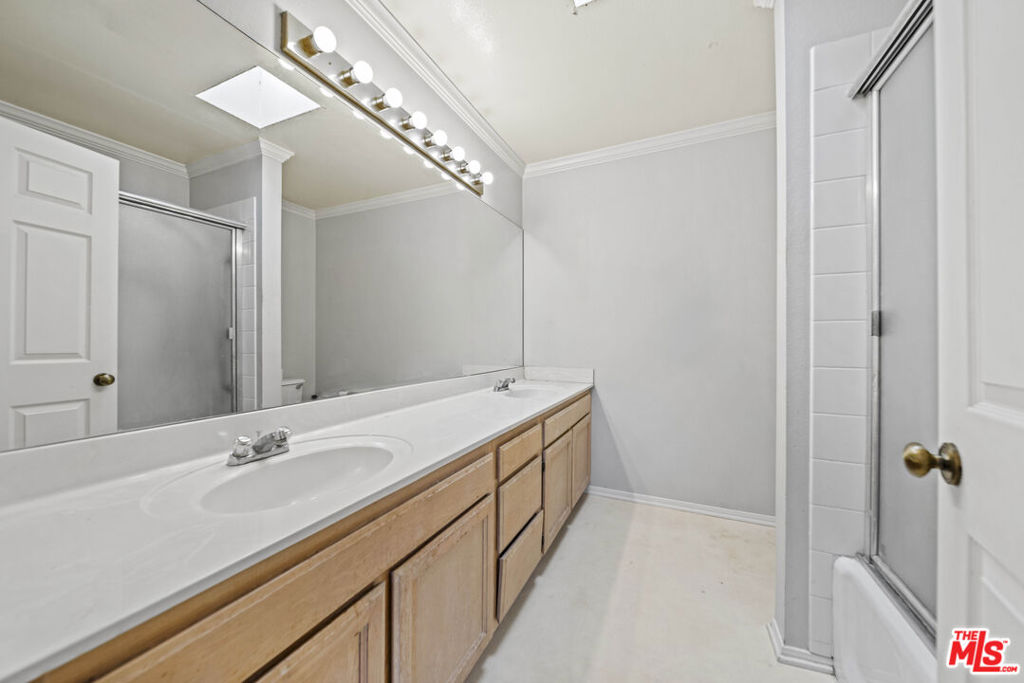 5400 Simpson Avenue 9 Property Photo 25