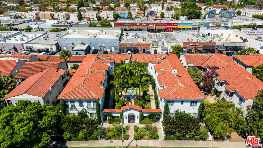 1047 S Orange Grove Avenue Property Photo 15