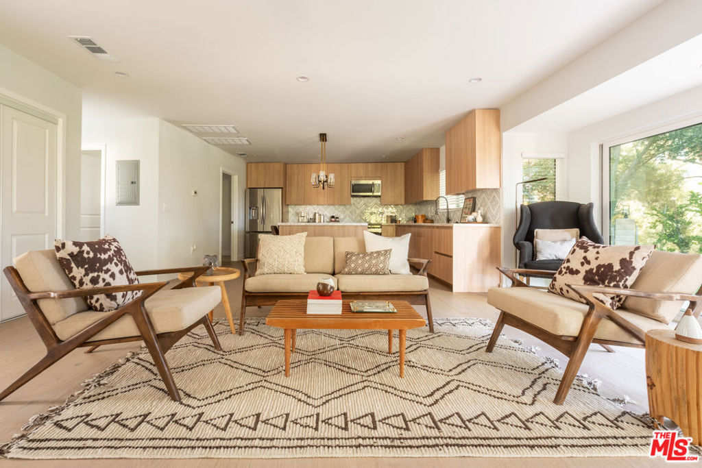 16402 Placerita Canyon Road Property Photo 6