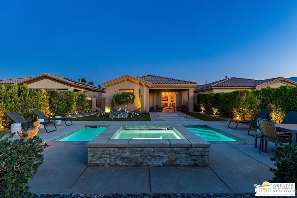 67360 N Laguna Drive Property Photo 1