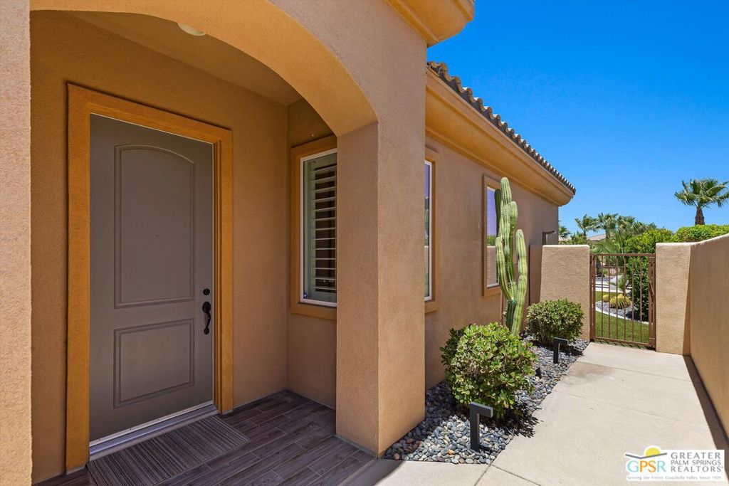 67360 N Laguna Drive Property Photo 10
