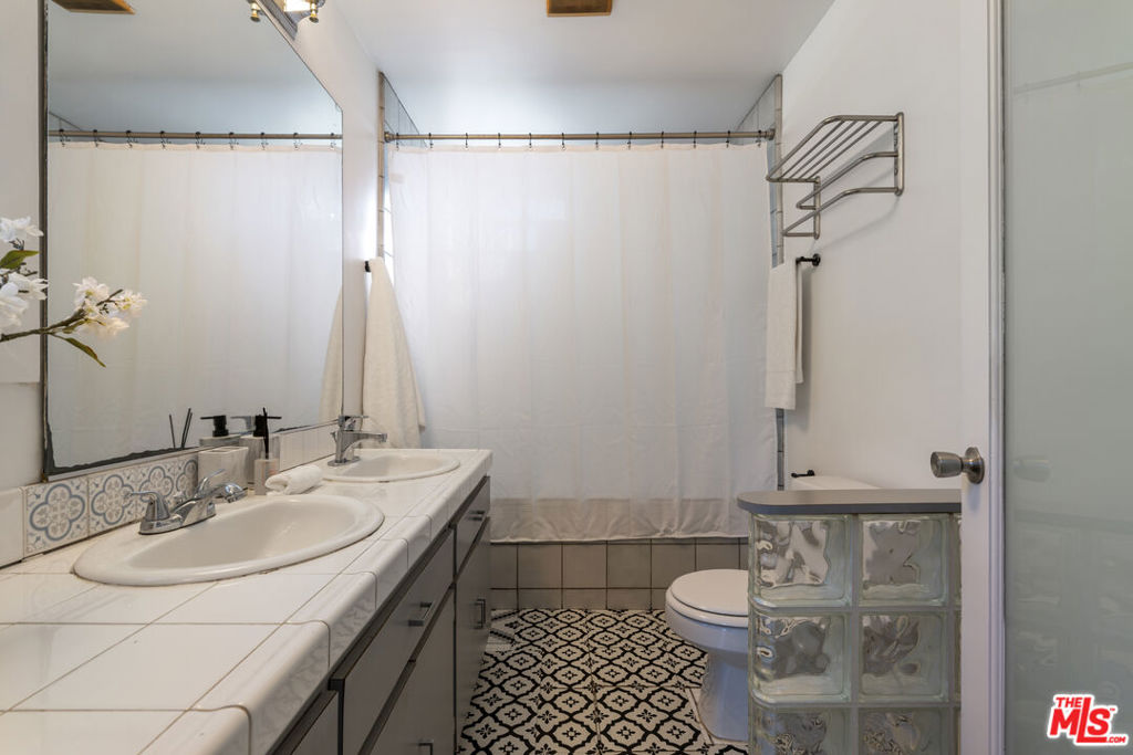 5410 Columbus Avenue Property Photo 16