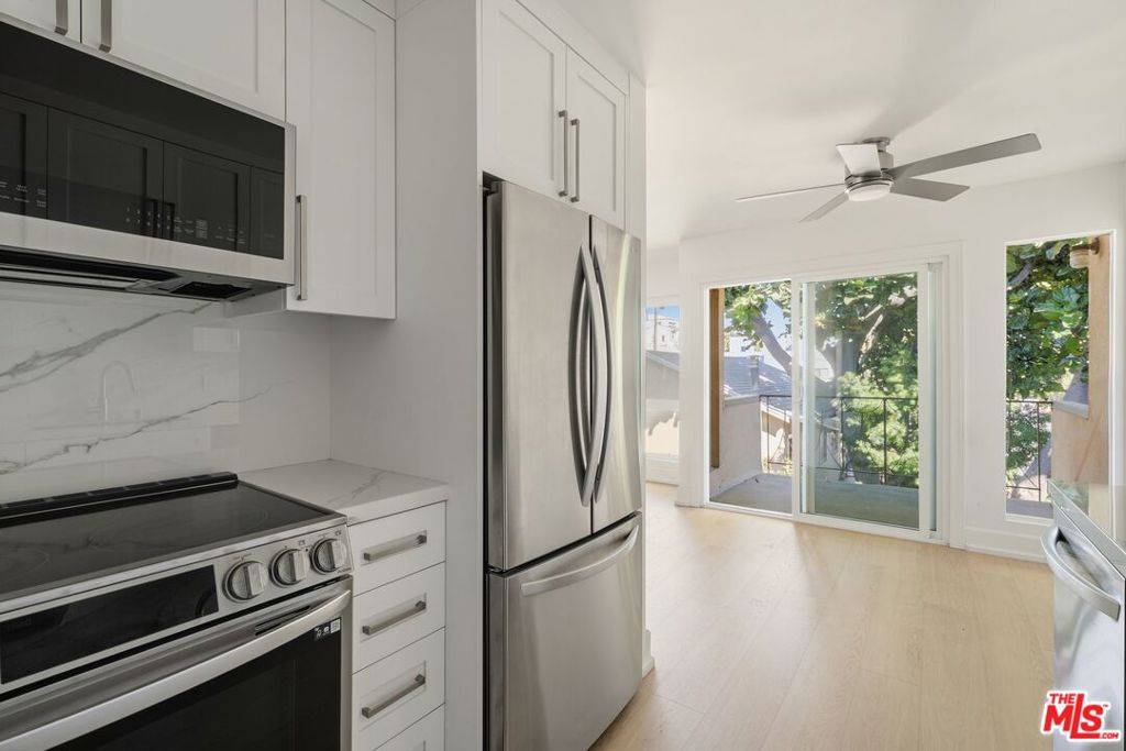 970 Palm Avenue 211 Property Photo 8