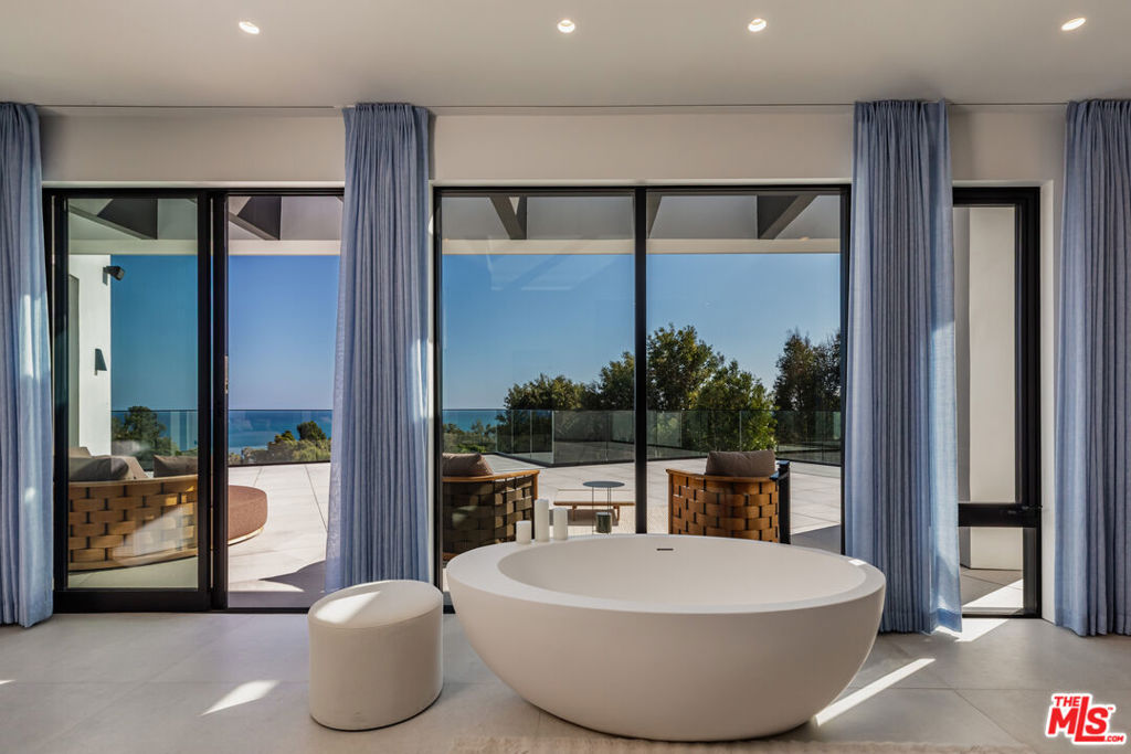 27715 Pacific Coast Highway Property Photo 30