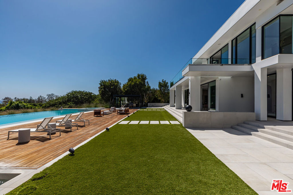 27715 Pacific Coast Highway Property Photo 37