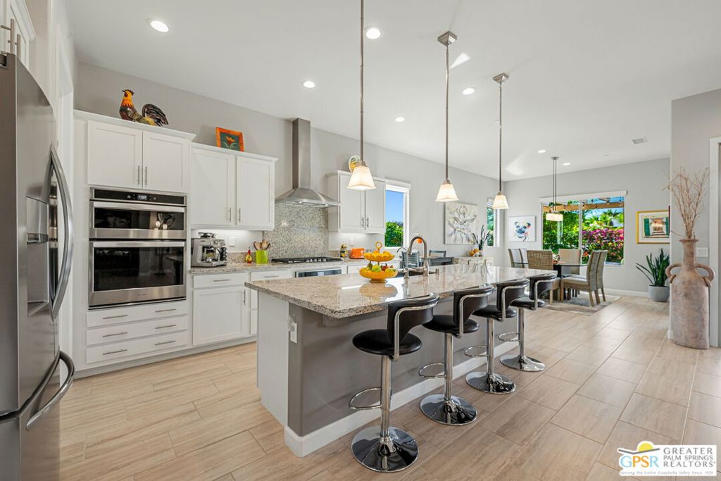 29 Cabernet Property Photo 18