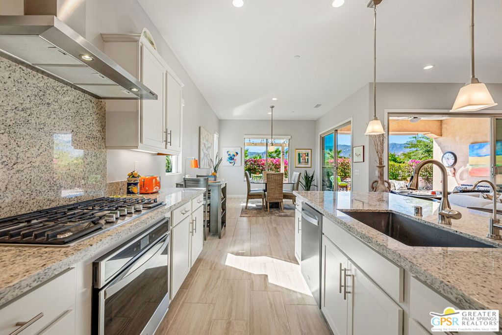 29 Cabernet Property Photo 19