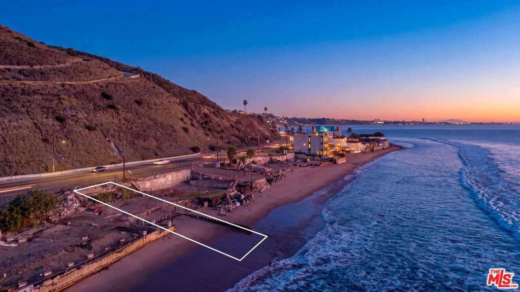 18912 Pacific Coast Highway Property Photo 1